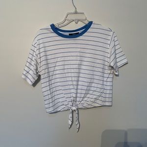 white tee cropped tshirt